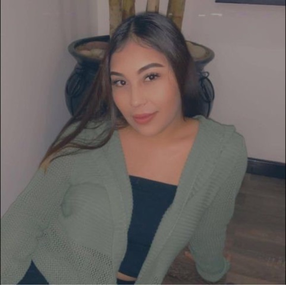 Meet your Posher, Itzel - Picture 1 of 1